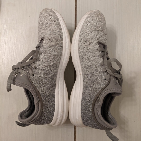 APL Techloom Phantom white gray sneakers size 6.5 - Picture 4 of 9